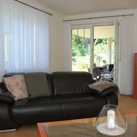 Apartment Flohrs Ferienwohnung